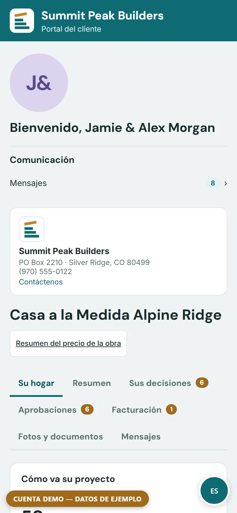 Portal del cliente de SelfConstruct en un teléfono: bienvenida del propietario con mensajes, resumen de la obra, aprobaciones y facturación